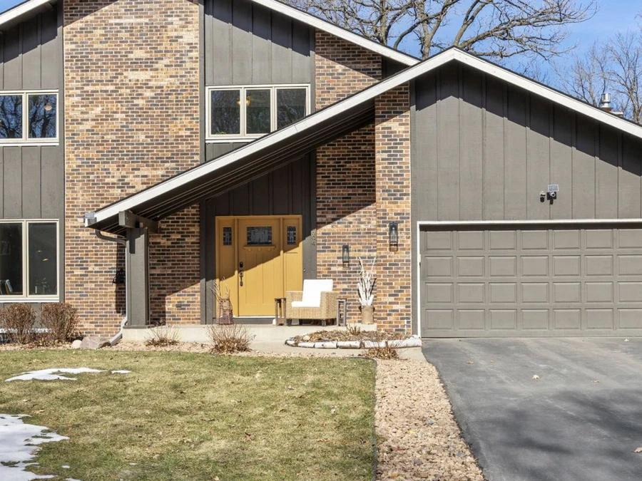 Exterior photo of the four-bedroom home at 604 Thoreau Drive in Burnsville, Minnesota